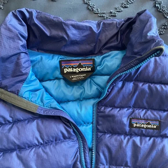 Patagonia Lavender Quilted Down Vest with Teal Trim - Picture 3 of 3